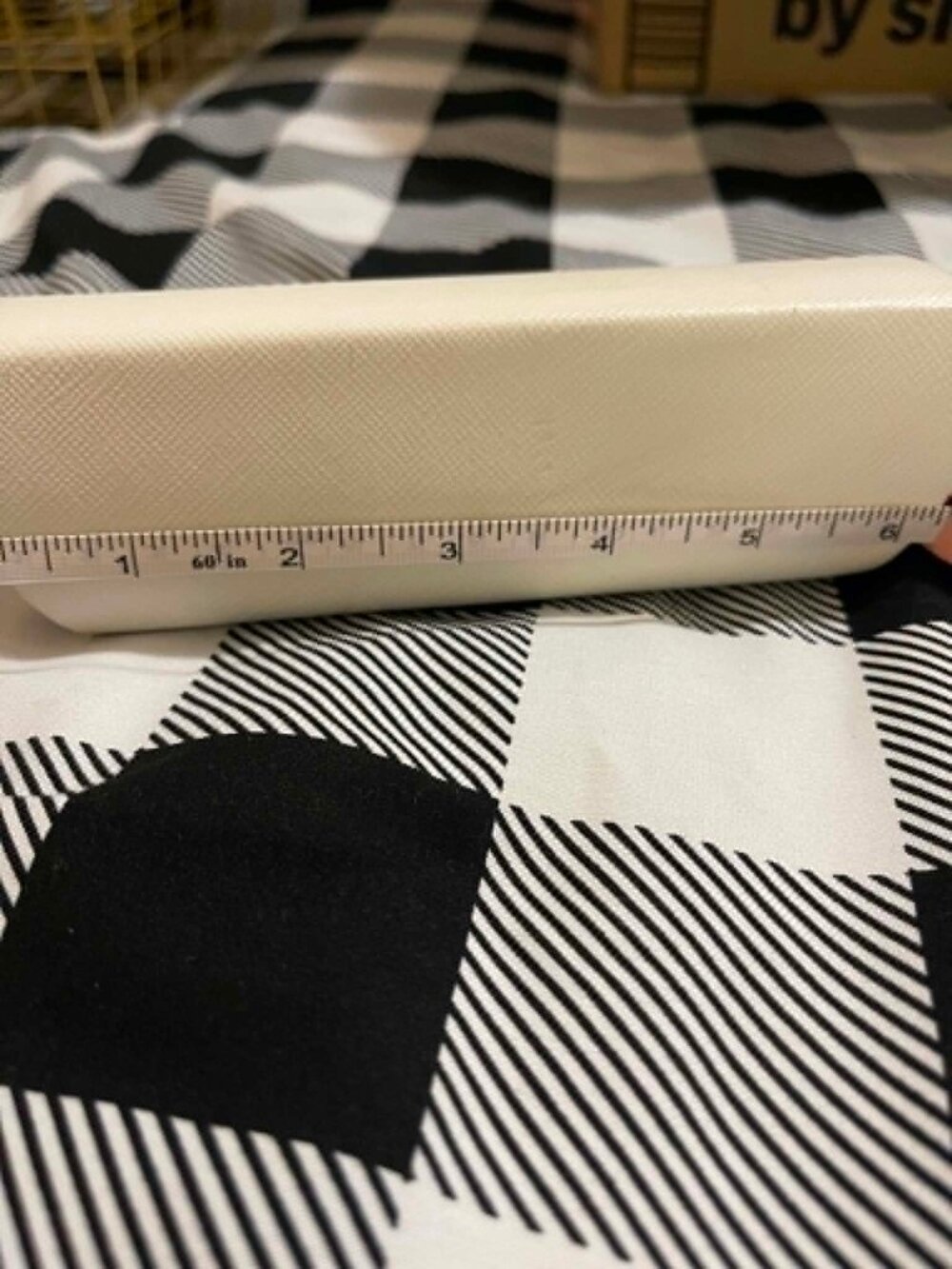 LIKE NEW Michael Kors Saffiano Leather Glasses Case Cream White Snap Closure - Picture 7 of 7